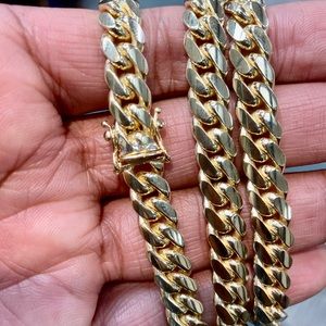 COPY - Men’s 14k solid gold 8.3mm Miami Cuban Cha…